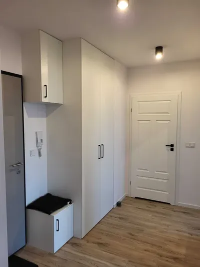 Do wynajęcia nowe dwupokojowe mieszkanie 45,6 m2 z garażem, 2 oddzielne pokoje z oddzielną widną kuchnią Ursus Habicha - miniatura 5