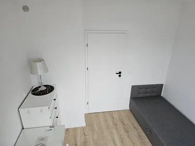 Wynajmę 1-osobowy pokój Hallera 165 - miniatura 2