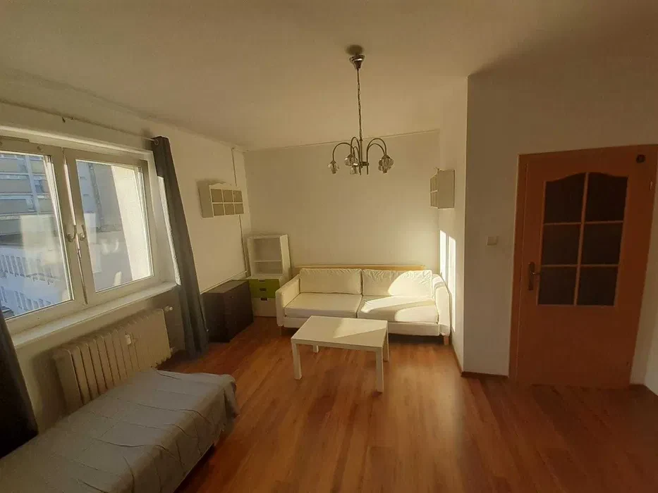 Bez pośredników kawalerka 33m2 Poznań, Jeżyce, Ogrody, Szamotulska - 1/8
