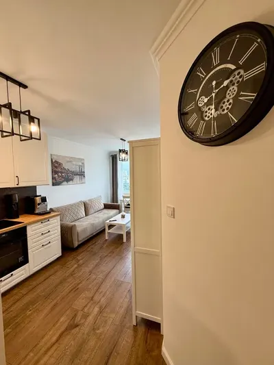 Komfortowe 2-pokojowe mieszkanie 41,5 m² z balkonem i parkingiem podziemnym | Tarchomin, ul. Świderska - miniatura 5