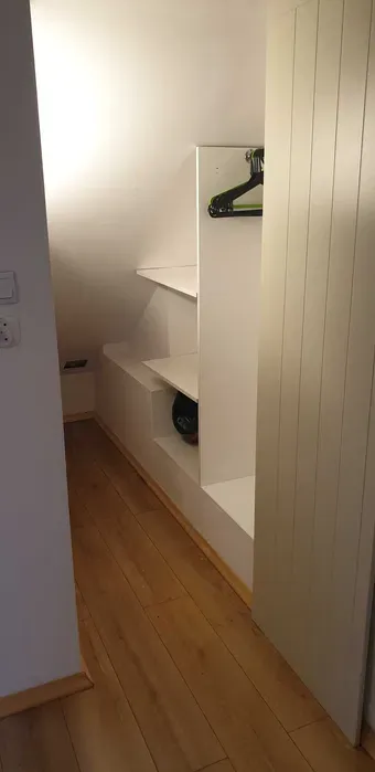 Wynajmę kawalerkę w Swoszowicach. - miniatura 4