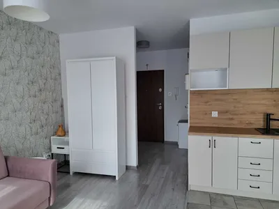 Wynajmę kawalerkę dla Pani - miniatura 5