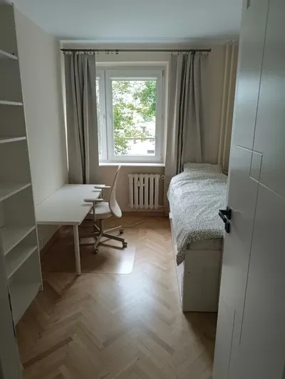 Pokoje jednoosobowe na wynajem na Morenie - miniatura 2