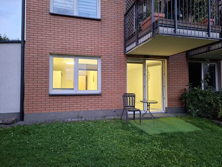 Wynajem: Mieszkanie 50m2 + OGROMNY OGRÓD 150m2, 2 pokoje +osobna kuchnia Kraków Prądnik Czerwony - 1/7