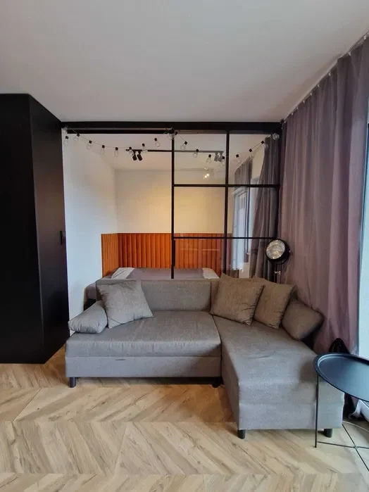 Wrocław, Stare Miasto, kawalerka - 1/8