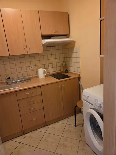 Do wynajęcia bezpośrednio od właściciela 2-pokojowe w centrum Warszawy - miniatura 2