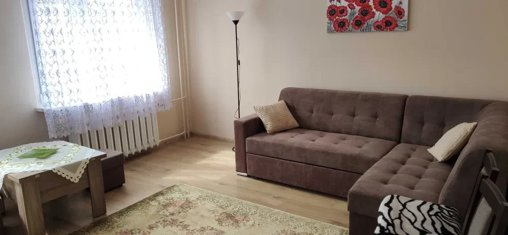 Wynajmę mieszkanie 3 pokojowe - 1/5