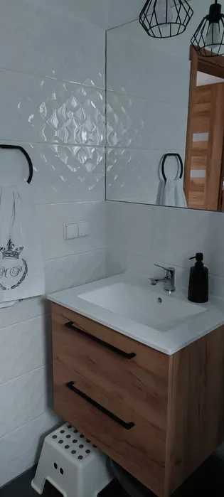 Komfortowe mieszkanie 45 m² z ogrodem – Warszawa Włochy | 2 pokoje | w pełni wyposażone - miniatura 5