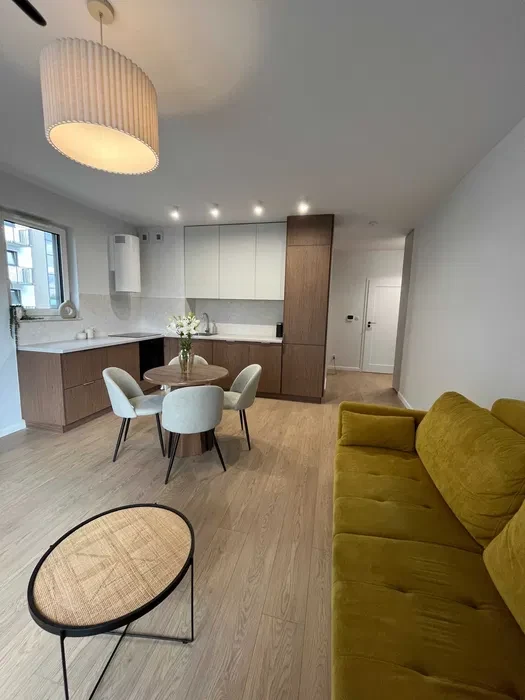 Pierwszy najem! Nowoczesne, umeblowane 2-pokoje (41,36 m²) + parking | Złocień, ul. Czeczów | Gotowe do wprowadzenia! - 1/8