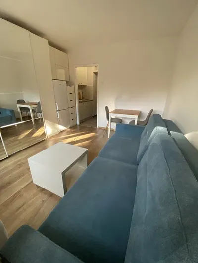 Kawalerka na wynajem / 2300zł / Róg Racławickiej i Żwirki i Wigiury - miniatura 3