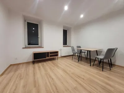Wynajmę mieszkanie 49m2 Sosnowiec garderoba, duża łazienka - miniatura 4