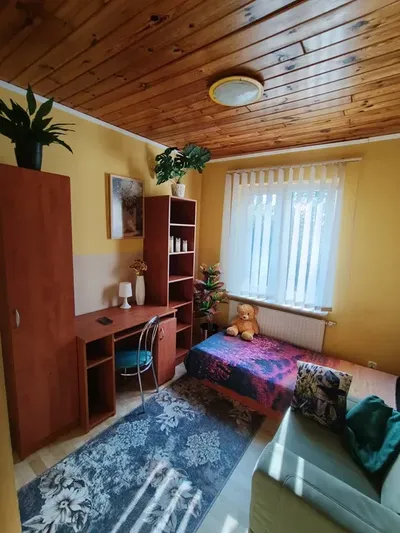 Pokój jednoosobowy - media w cenie - miniatura 2