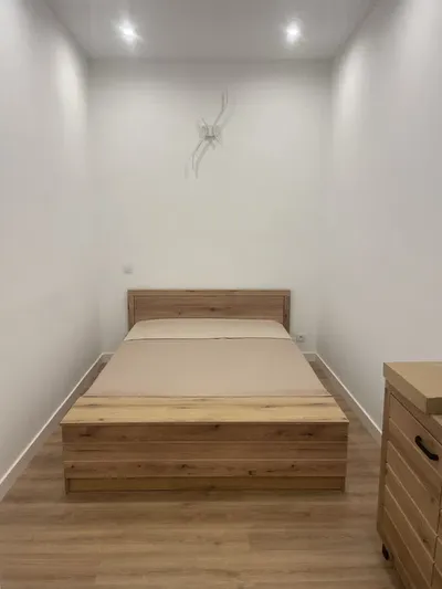 Wynajem mieszkania 40m2 10 min od rynku swietna lokalizacja - miniatura 4