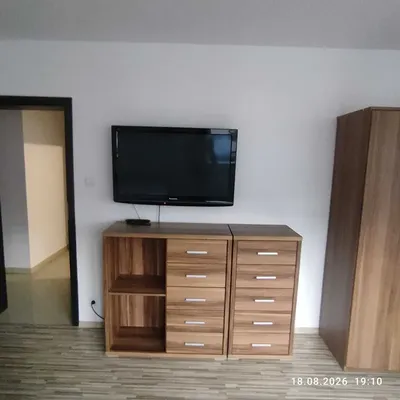 Komfortowy pokój 19,5 m² | Gromskiego 8 Rzeszów - miniatura 2