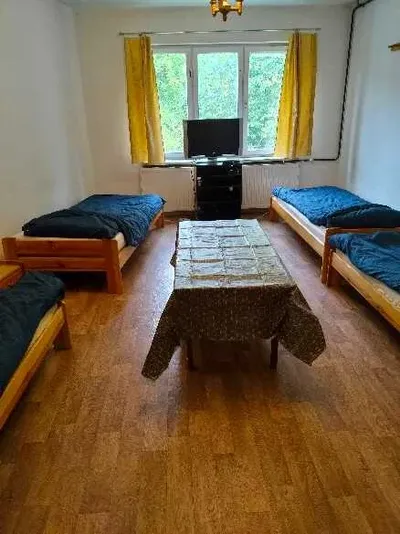 Wynajmę mieszkanie 84 m kw. dla firm w Krakowie ul. Niepołomska 55 - miniatura 3