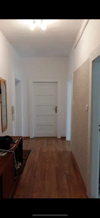 Jednoosobowy pokój w mieszkaniu studenckim - miniatura 2