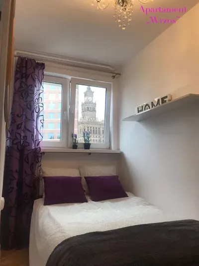 Rondo ONZ kawalerka dla singla Śródmieście - miniatura 2