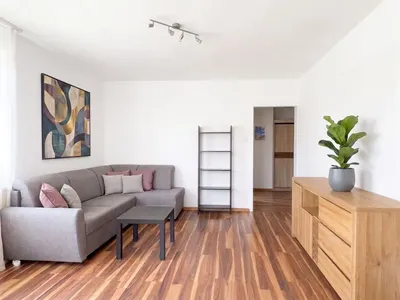 49 m² / 2 pokoje / Osobna kuchnia / Balkon / Garaż podziemny - miniatura 3