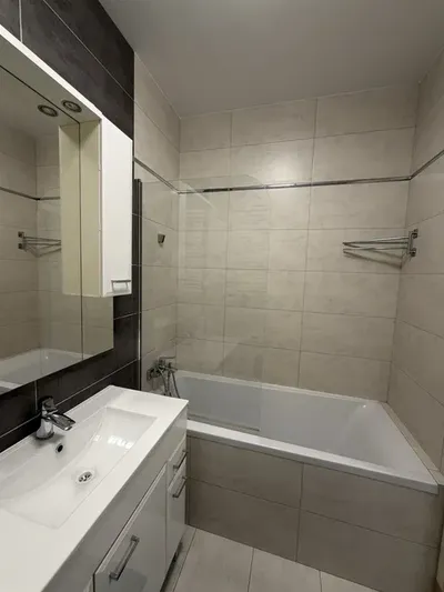 Najem: 2 pokoje | 37 m² | Wola | Szulborska | garaż | loggia - miniatura 4