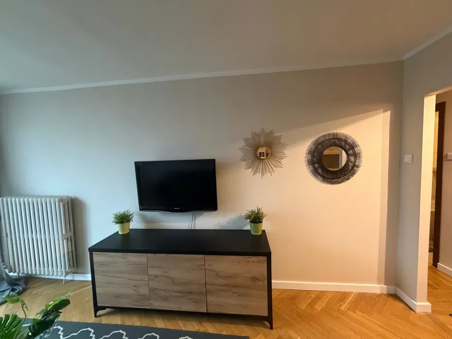 Mieszkanie do wynajęcia Chlodna 11 - 1/8