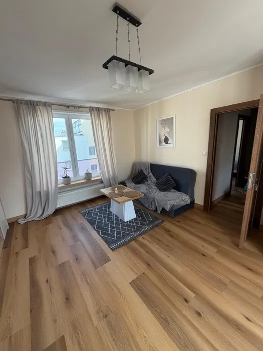 Mieszkanie na wynajem Poznań ul. Serbska, Winogrady - 1/8
