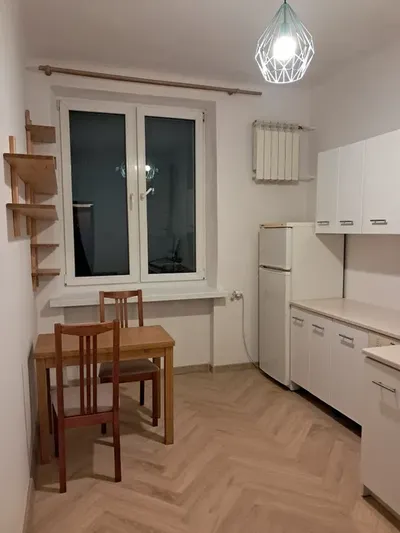 Mieszkanie 38 m2 dla singla lub pary- BEZPOŚREDNIO - miniatura 2