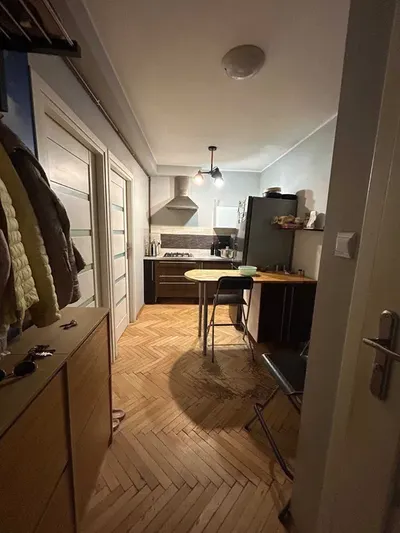 Pokój do wynajęcia dla kobiety – 700 zł - miniatura 4