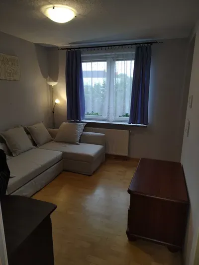 Nowoczesny pokoj w super lokalizacji - miniatura 3