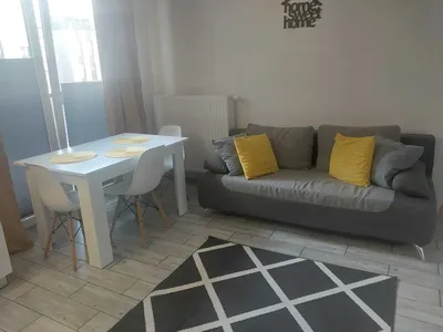 Wynajmę kawalerkę na Aluzyjnej z miejscem w garażu w cenie - miniatura 4