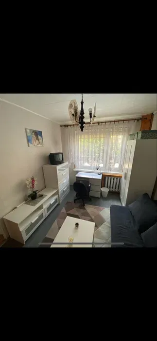 Wynajmę pokój studentce 1 Maja . NIE KAMIENICA Media w cenie - miniatura 3