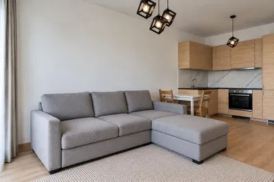 2 pokoje z garażem w cenie, balkon, pełne wyposażenie i dobry standard. Nowy blok