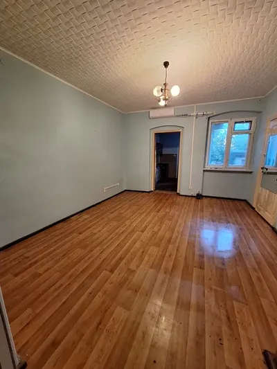 Mieszkanie Śródmieście 47,6 m² 2 pokoje Parter Kamienica Bez czynszu - miniatura 2