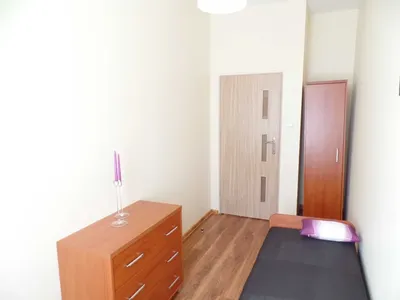 Świetny duży pokój -centrum, Galeria Katowicka. Sprzątanie, wifi ! - miniatura 2