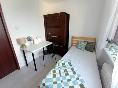 Bardzo duży pokój , od 01.10 ul. Felczaka, ogrzewanie w cenie - miniatura 2