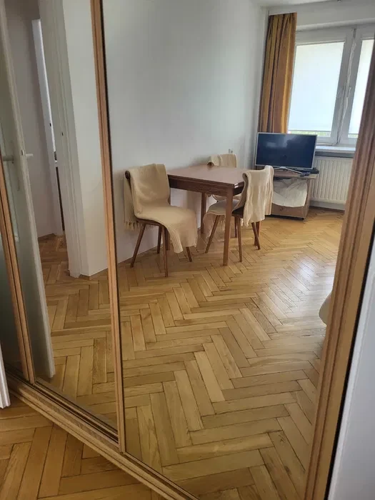 Wynajme dwupokojowe mieszkanie Saska Kępa - 1/7