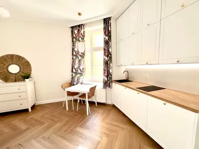 Komfortowy apartament kawalerka ścisłe centrum Mielzynskiego 20 - miniatura 5