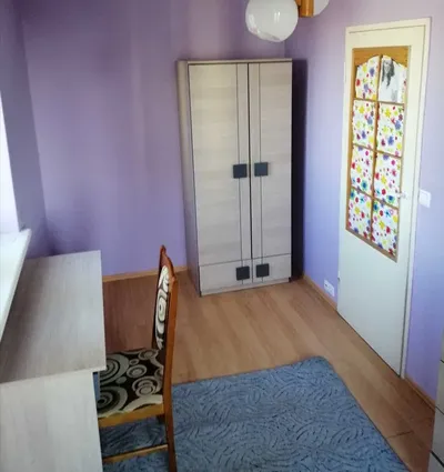 Wynajmę pokoje studentkom, blisko miasteczka akademickiego. - miniatura 3