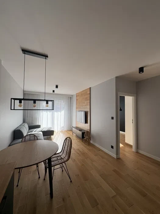 Mieszkanie na wynajem 45m2 - w pobliżu CH Promenada - 1/8