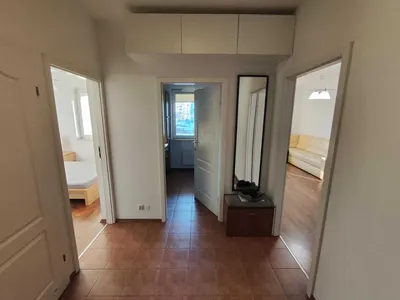 Mieszkanie 2 pokojowe z osobną kuchnią - miniatura 3