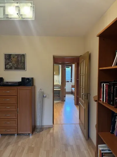 Mieszkanie 60m2, cicha spokojna okolica,piwnica , bardzo dobry dojazd do centrum, 3p+k+ ł - miniatura 5