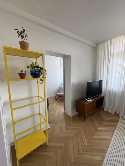 Stylowe 2-pokojowe mieszkanie z balkonem - miniatura 5