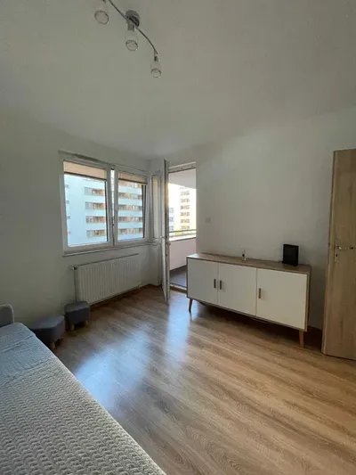 Mieszkanie 38 m² | Prądnik Czerwony | 2 osobne pokoje | miejsce postojowe | bezpośrednio od właściciela - miniatura 2