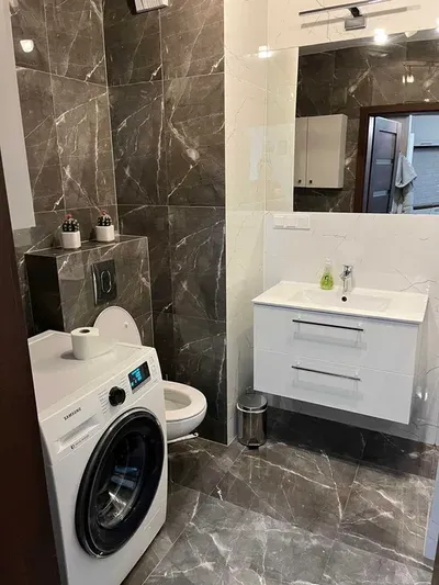Wynajmę mieszkanie 40m2 w centrum lublina (salon z aneksem i sypialnia) - miniatura 2