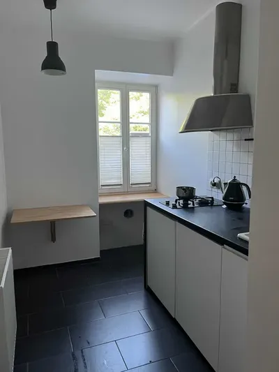 Kawalerka 27 m2 na Powiślu dla osoby studiującej - miniatura 3