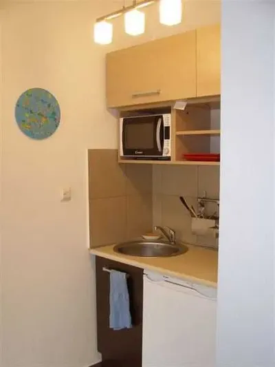 Kawalerka 100m od Karmelickiej - miniatura 4