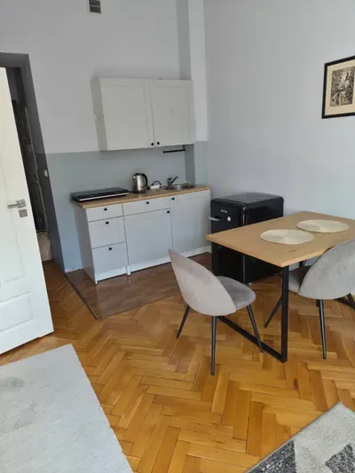 2 pokojowe Mieszkanie obok SGH - miniatura 4