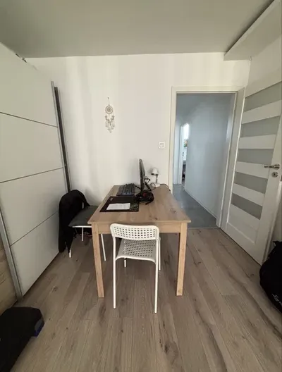 Wynajmę mieszkanie- 2 nieprzechodnie pokoje - miniatura 3