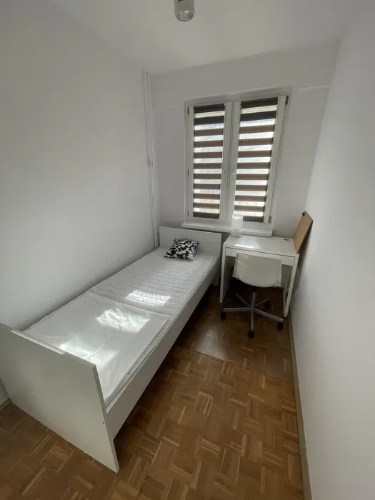 Wynajme pokój 1 osobowy-dla Studentki - 1/8