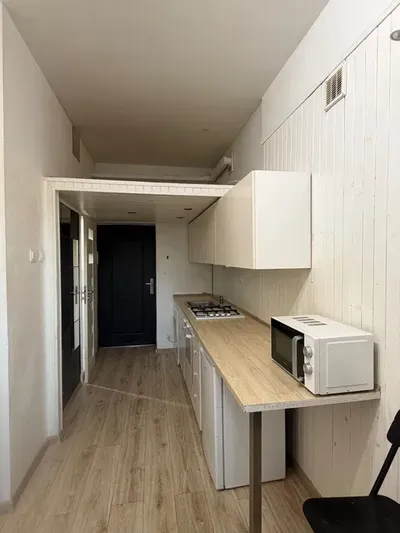 Przytulna kawalerka do wynajęcia Centrum / Górniak Łódź - miniatura 3