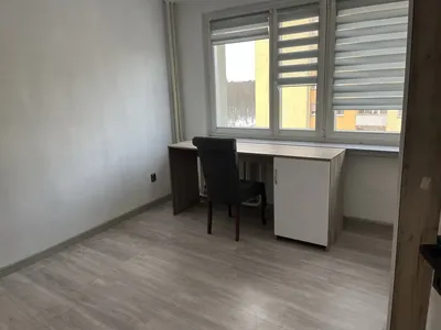 Wynajmę mieszkanie 4-pokojowe os. Piastów - miniatura 4